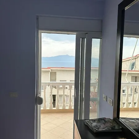 Sarande Holiday Apartment Daire *