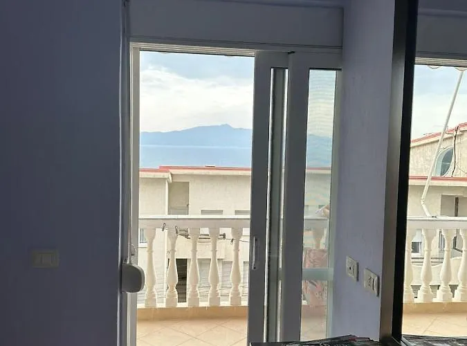 Sarande Holiday Apartment Апартаменты *